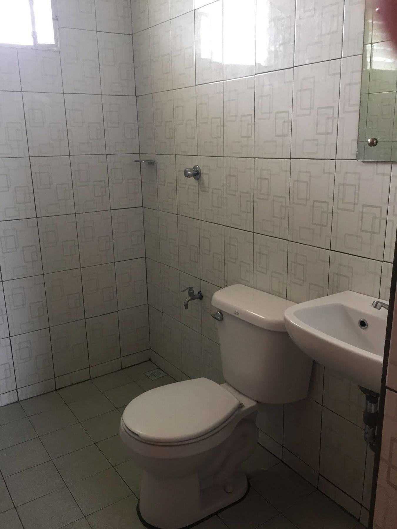 Bayview Inn Ормок Экстерьер фото